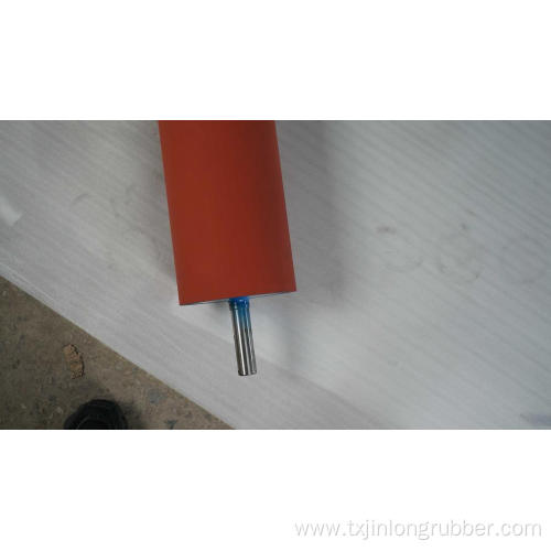 Textile printing and dyeing rubber roller